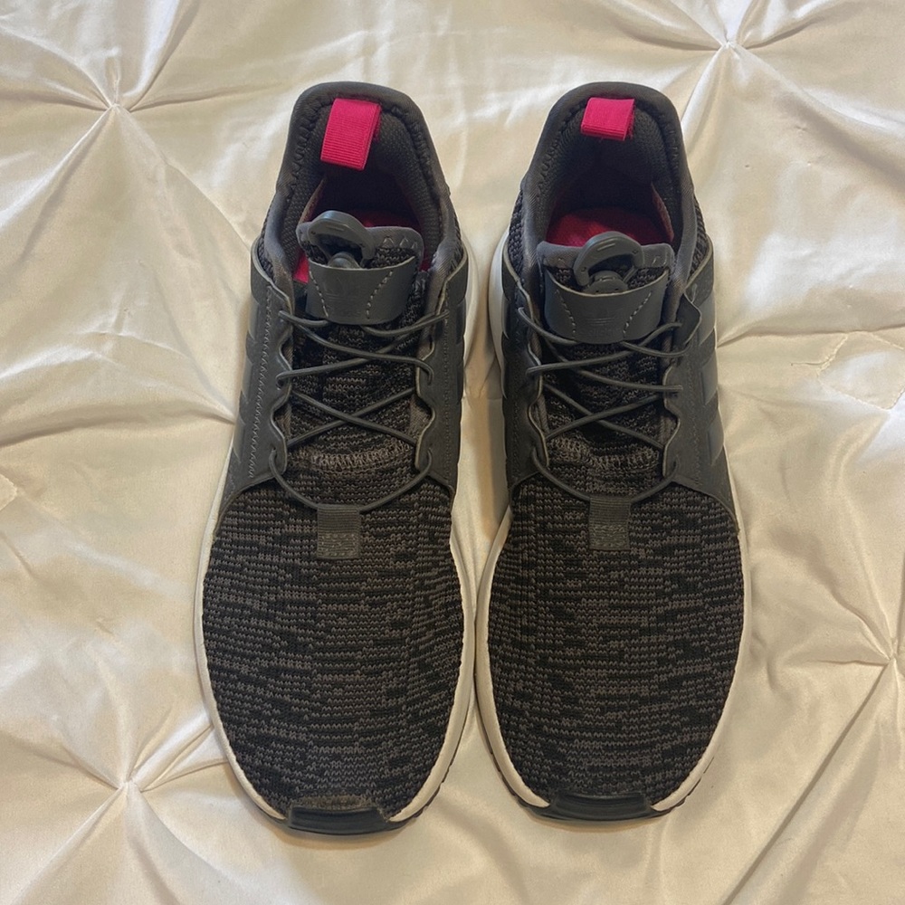 Womens / Girls Adidas Sneakers 5Y